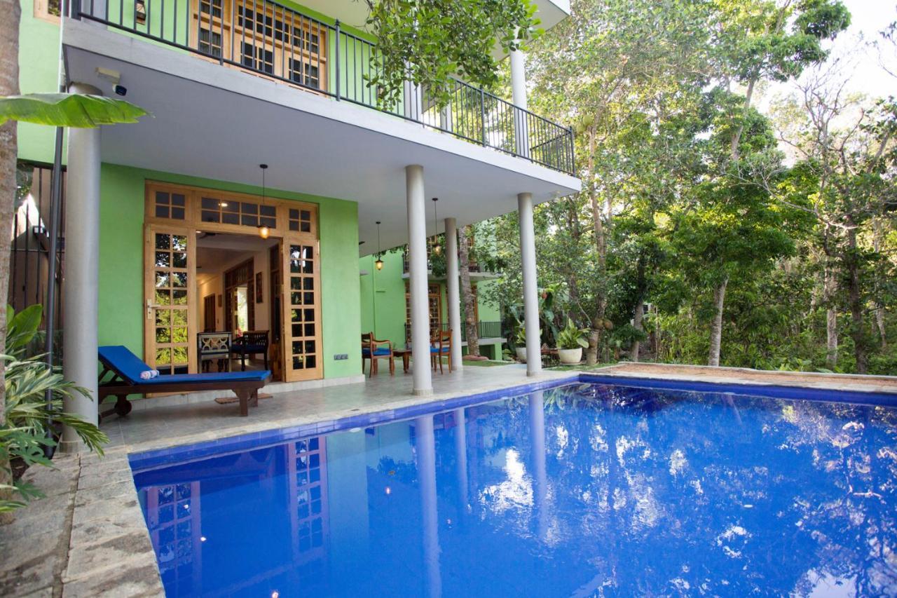 Barefoot Bungalow Hikka Hikkaduwa Exterior photo