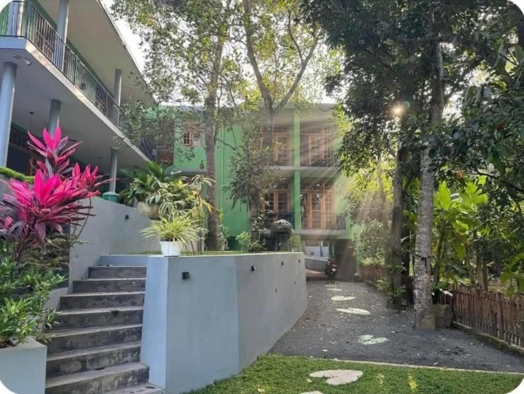 Barefoot Bungalow Hikka Hikkaduwa Exterior photo